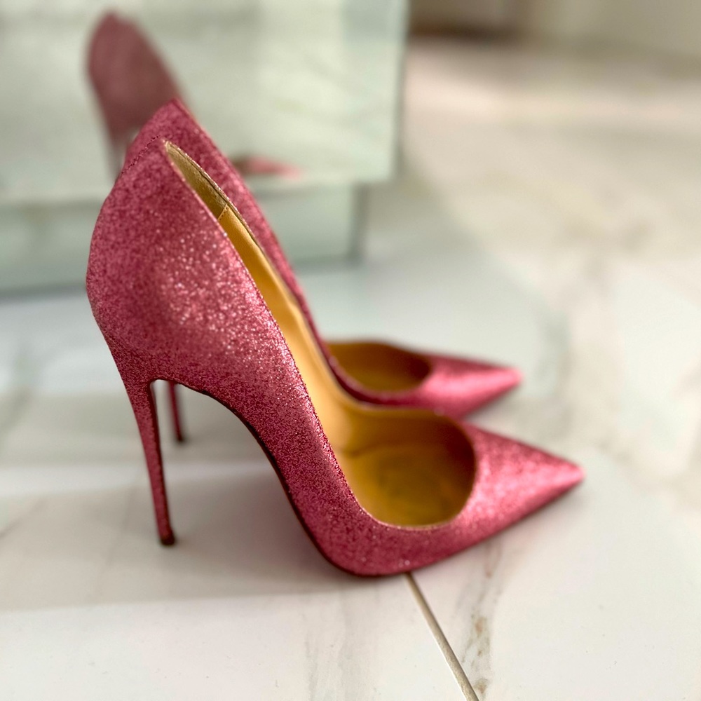 Stunning Christian Louboutin, Pink Glitter, So Kate size 35